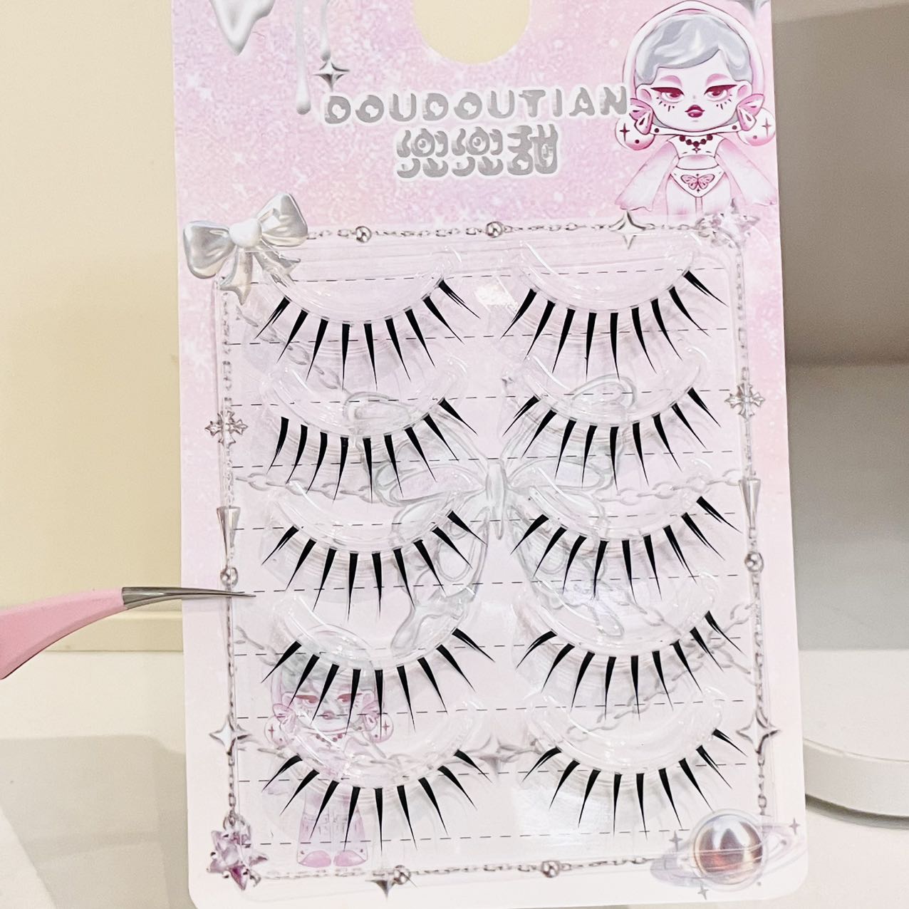 Doudoutian Wet Look Spiky Full - đánh giá và giá Eyelash Extension Natural